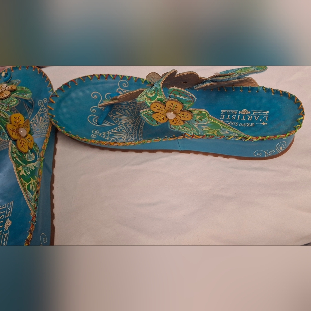 L' Artiste Spring Step Sandals Size 10.5M